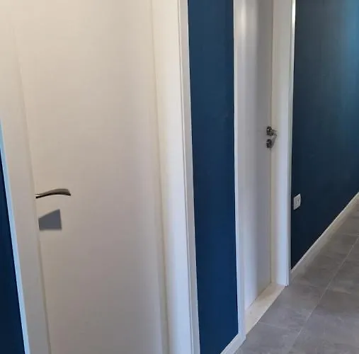 Apartman Villa Joy With Heated Pool And Foodbal Split