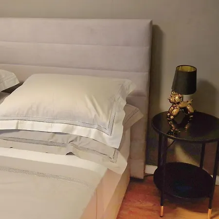 Joy Apartment Split